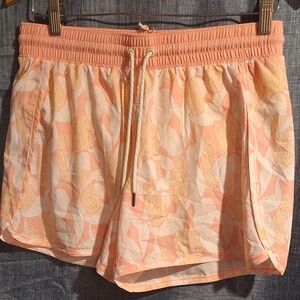 Fish Hippie Peach Floral Women's Shorts